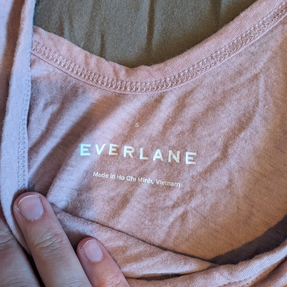 Everlane tank top - Picture 2 of 3